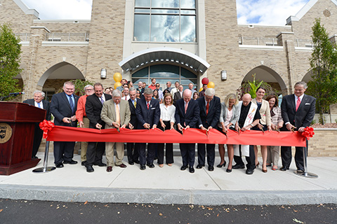 Ribbon Cutting for the Integrated Science and Health Sciences building at Fisher.