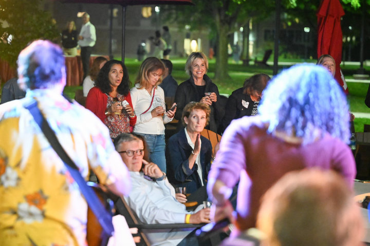 Alumni enjoying live music at the Welcome Home Alumni Celebration