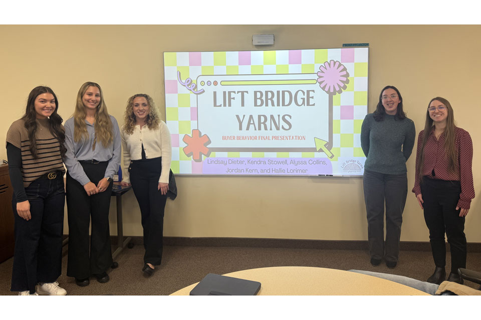 Students present about Lift Bridge Yarns.