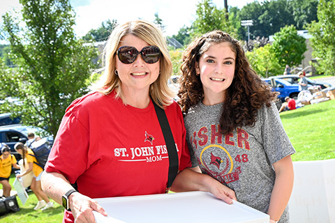 A new student with her mom on move-in day.