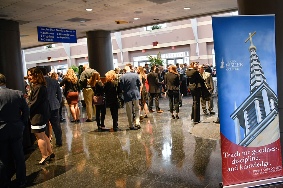 Attendees network at the 2019 Accounting Awards Banquet.