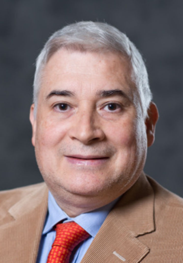Dr. Humberto Terrones