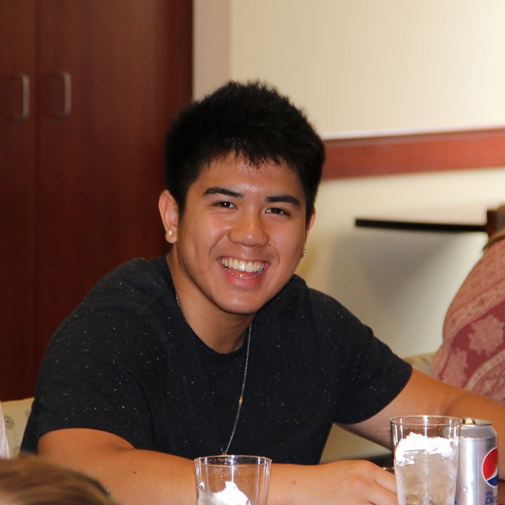 Phoukham “George” Vongkhioy attend College Bound to learn more about the college admissions process.
