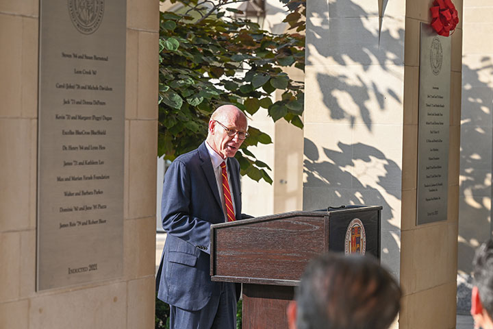 President Rooney offers remarks at the celebratory dinner.