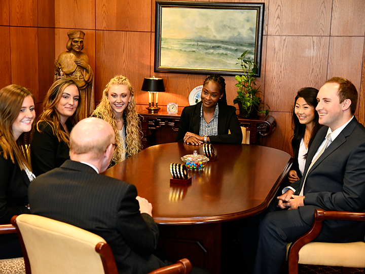 Students engaged in the Executive Internship Program at Fisher.