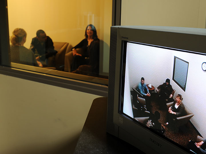 Students in the School’s mental health counseling program take advantage of training facilities that feature one-way mirrors, video cameras, video monitors, and live observation.