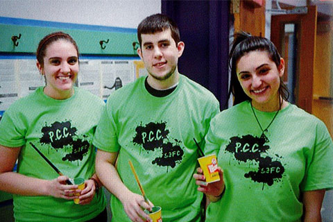 2015 students performing community service